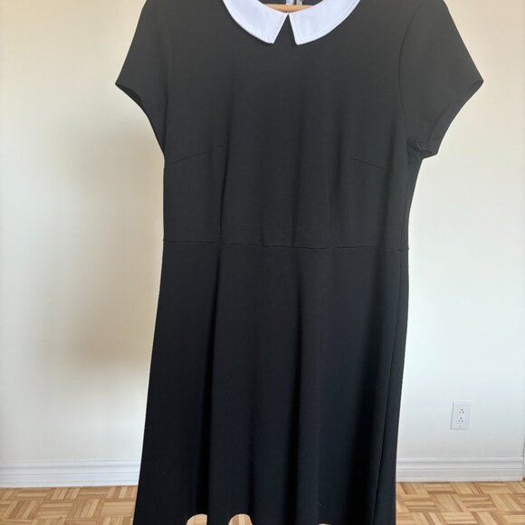 School Girl Dress - Picture 2 of 6